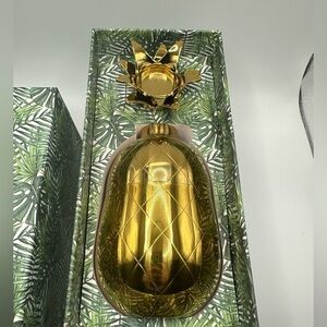 Brand New W & P Design Pineapple Cocktail Shaker in Silver  MSRP $80